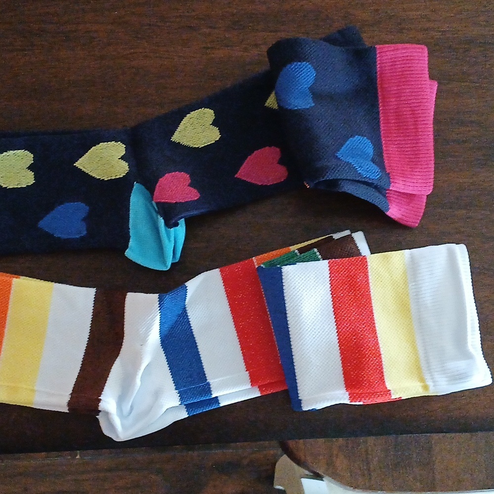 Compression fashion socks 7 pairs muti colors soccer baseball games sports.